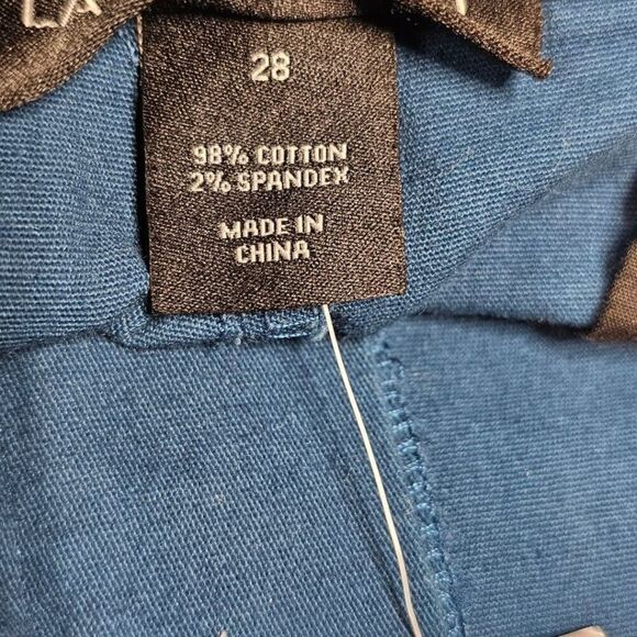 Lane Bryant Womens Plus Size 28 Teal Chino Shorts NWT - Picture 4 of 10